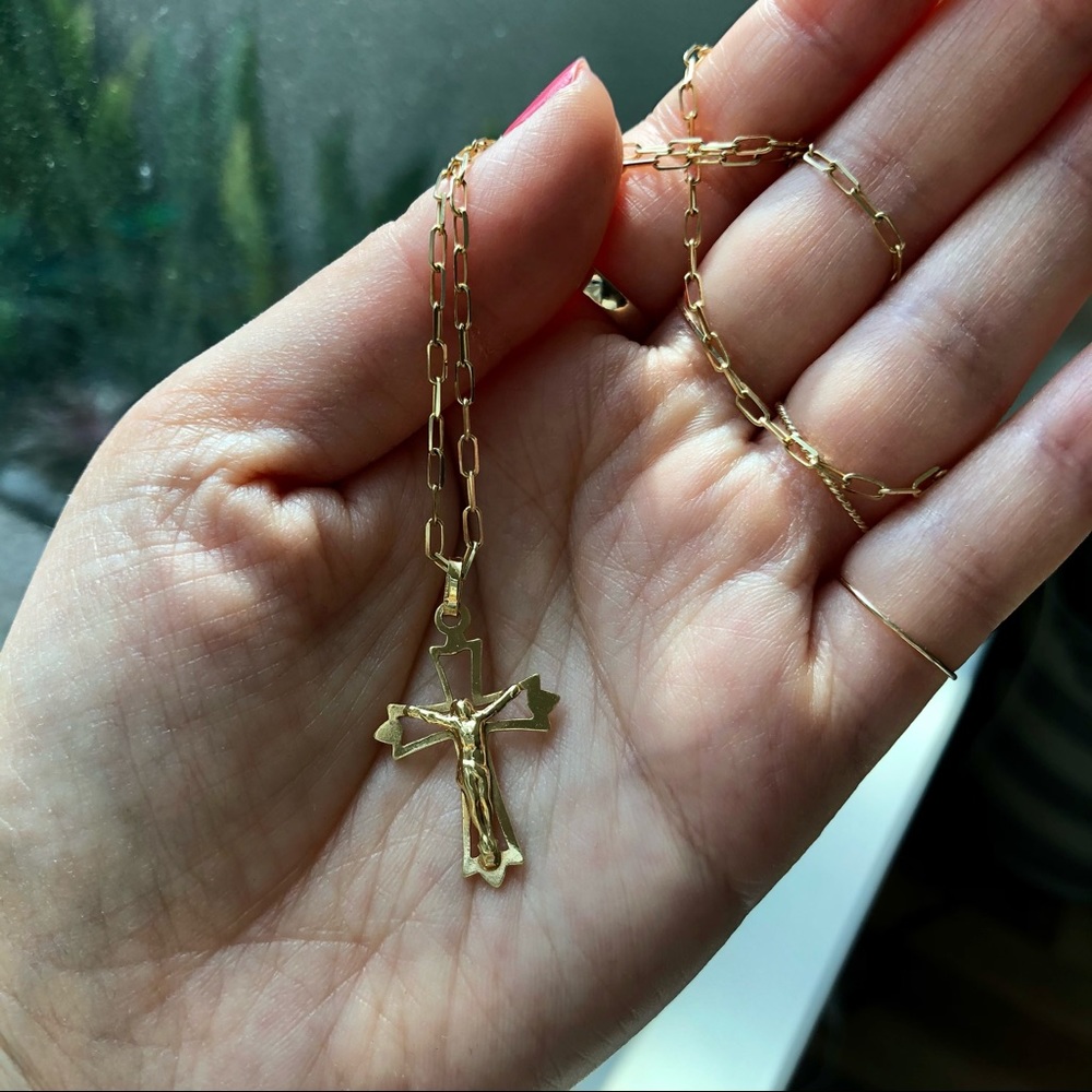 Solid gold cross pendant